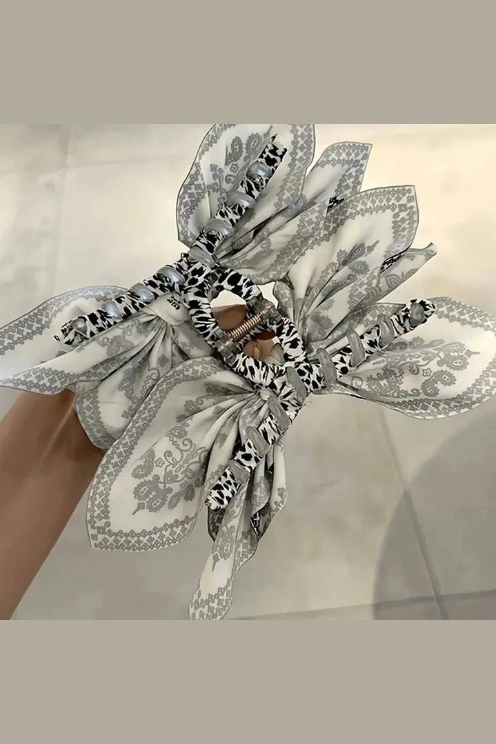 Black and White Print Bow Hair Clips - Desert Sunday