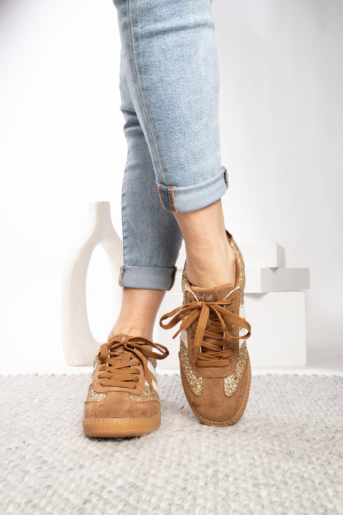 Heads Up Chestnut Glitter Sneakers - Desert Sunday