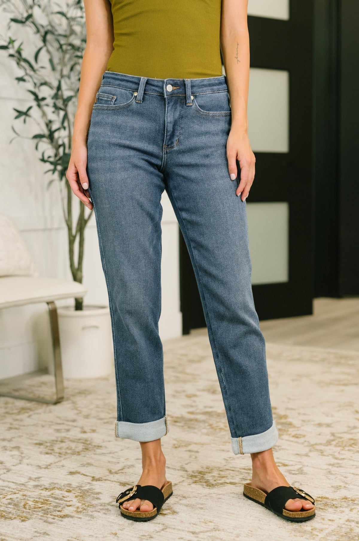 Shane Mid Rise Billie Boyfriend Jean in Dark Cozy Indigo - Desert Sunday