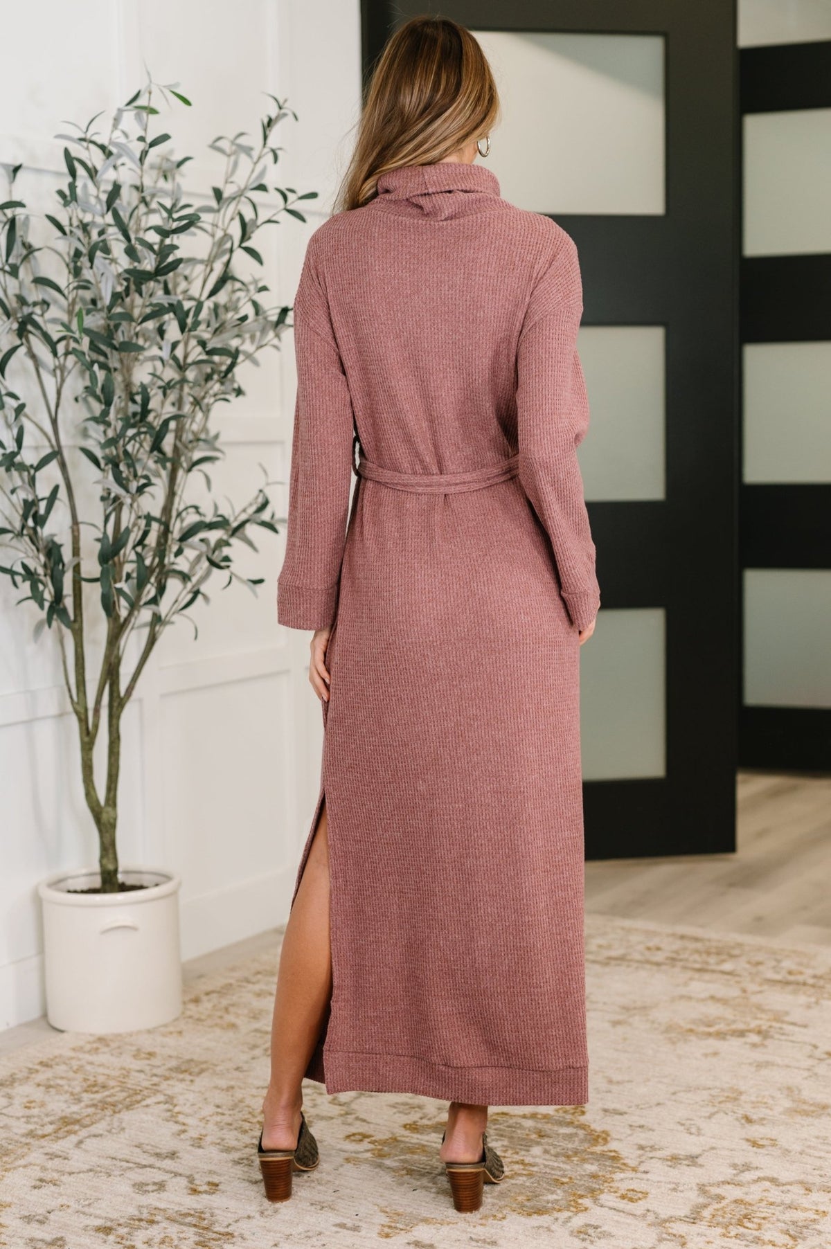 Travel Plush Knit Dress in Autumn Berry - Desert Sunday