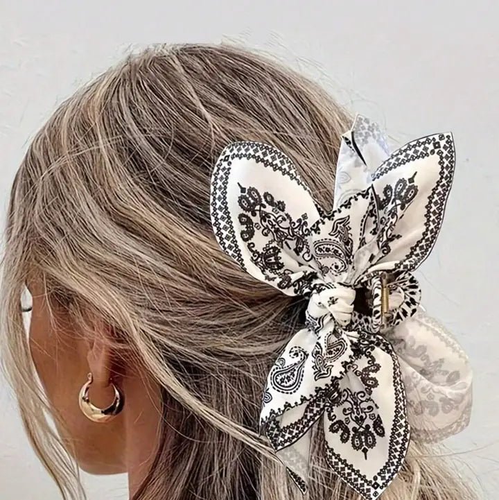 Black and White Print Bow Hair Clips - Desert Sunday