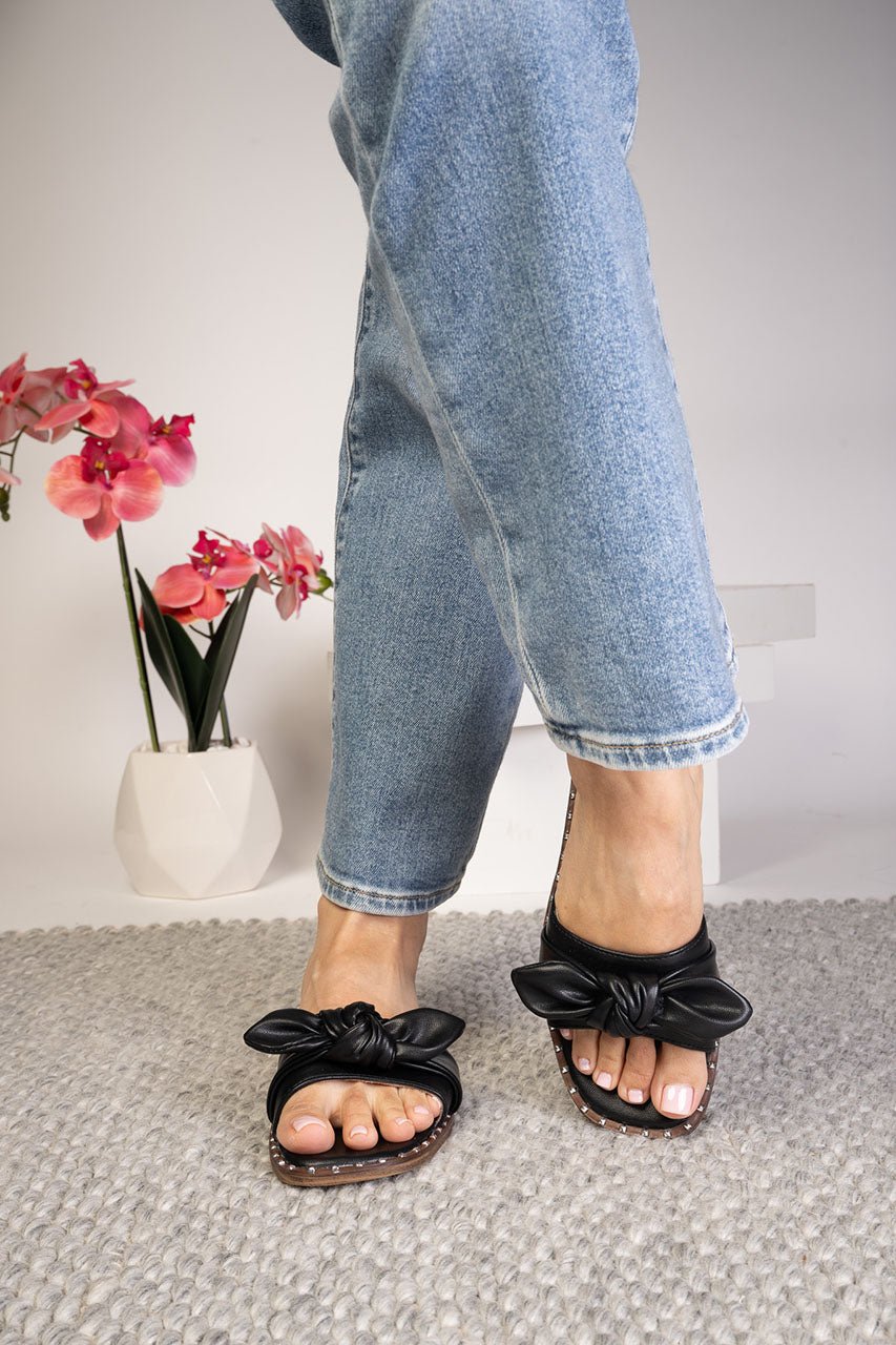 Clam Bake Slide Sandals – Black - Desert Sunday