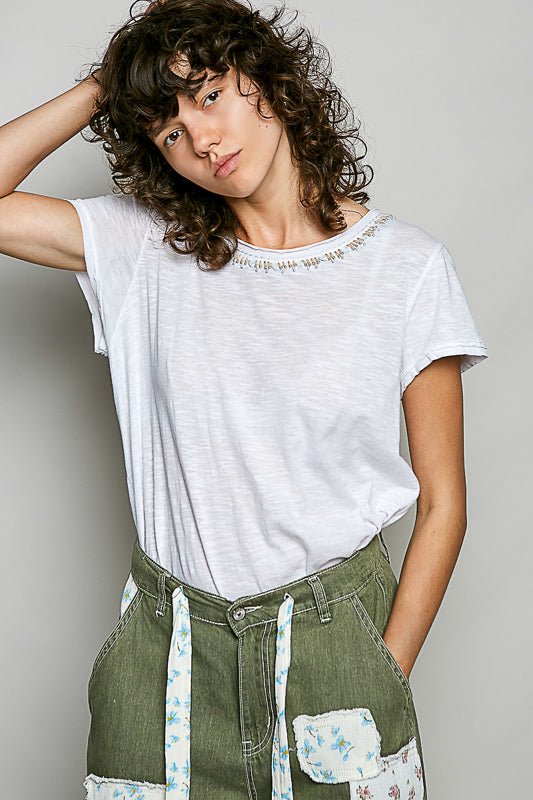 Dylan Tee In White - Desert Sunday
