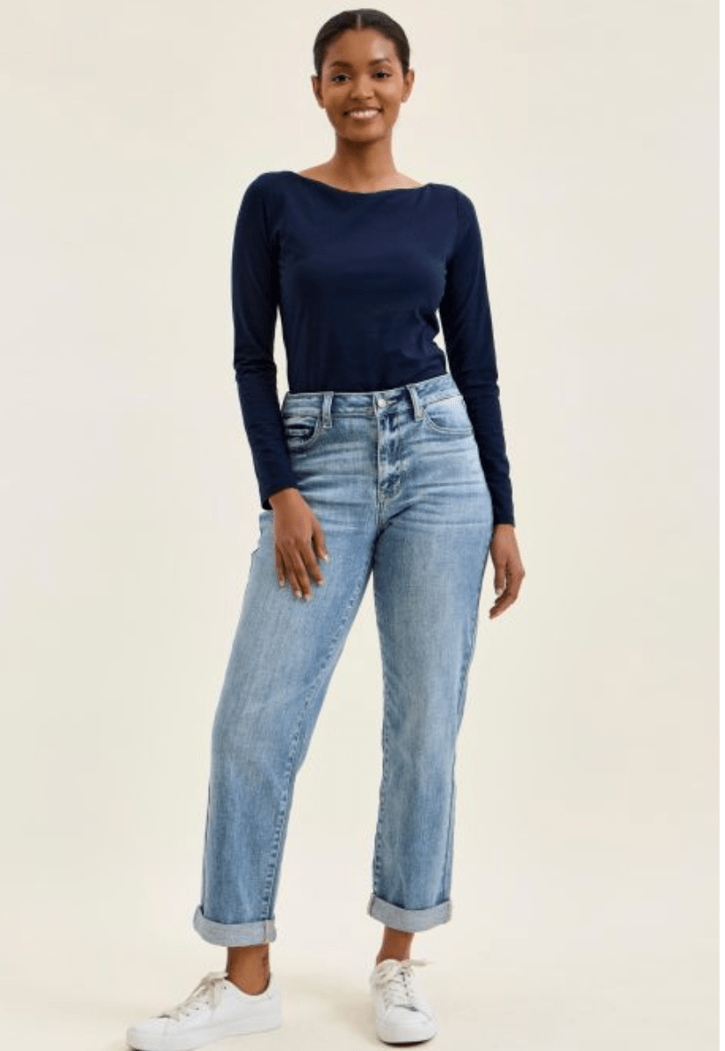 Judy Blue Billie Cuffed Boyfriend Jeans – Light Wash - Desert Sunday