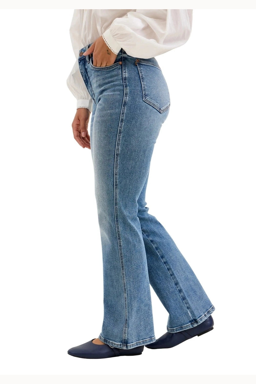 Judy Blues Daisy Tummy Control Jeans In Light Wash - Desert Sunday