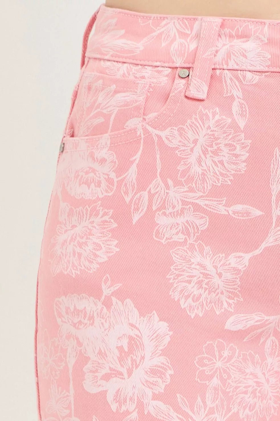 RISEN High Rise Printed Shorts - Desert Sunday