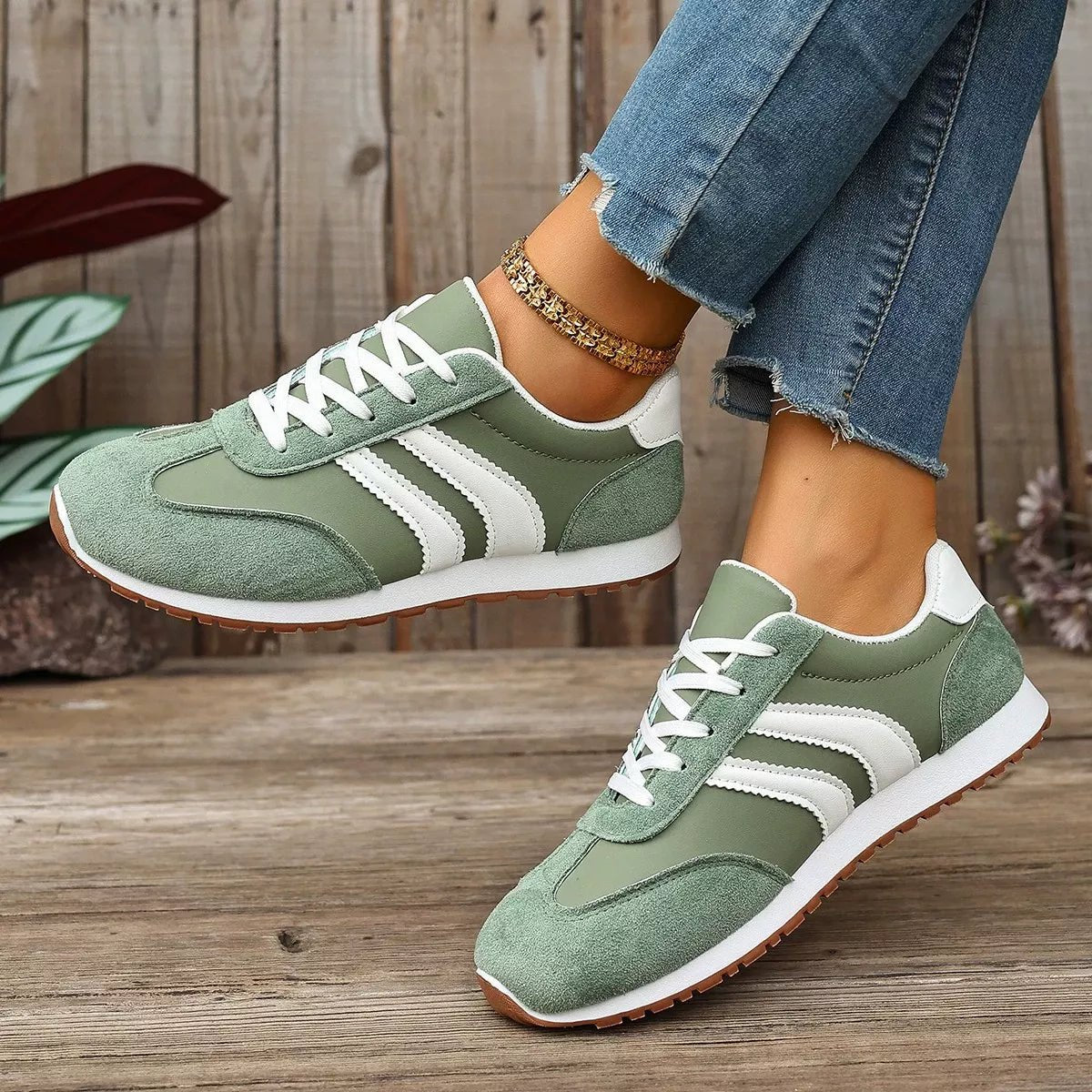 Striped Lace-Up Casual Sneakers - Desert Sunday