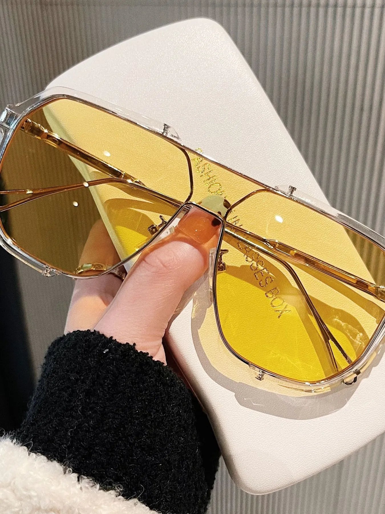 UV Protection Oversized Sunglasses - Desert Sunday