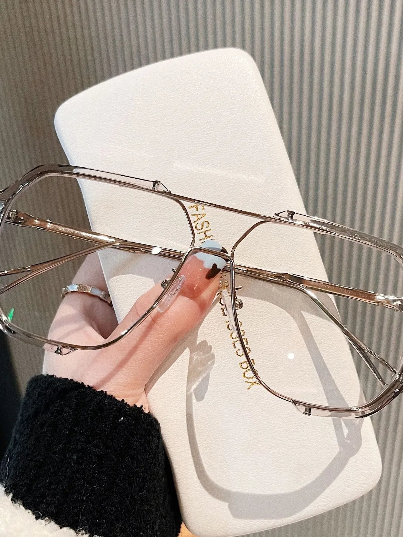 UV Protection Oversized Sunglasses - Desert Sunday